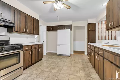 12 Violet Road, Bayville, NY 11709 - Photo 10