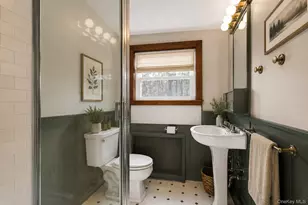 12 Violet Rd, Bayville, NY 11709 - Photo 34