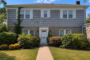 360 Kenridge Rd, Lawrence, NY 11559 - Photo 2