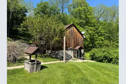 84 Foster Road, Middletown, NY 10941 - Photo 2