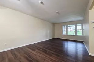 5 Independence Ct, Ridge, NY 11961 - Photo 2
