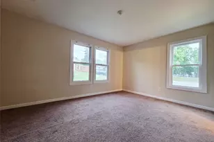 5 Independence Ct, Ridge, NY 11961 - Photo 6