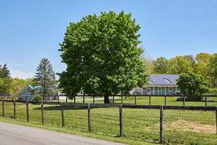 52 Pells Rd, Rhinebeck, NY 12572 - Photo 16