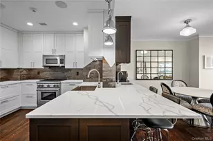 10 City Pl, White Plains, NY 10601 - Photo 6