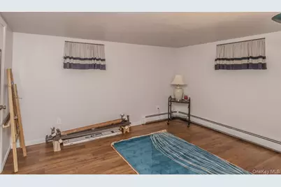 22 Wood Street, Lynbrook, NY 11563 - Photo 20