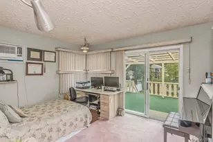 22 Wood St, Lynbrook, NY 11563 - Photo 10