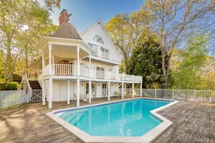 4 Irene Ln, Shelter Island, NY 11964 - Photo 2