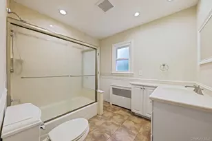 24 Russell St, Amityville, NY 11701 - Photo 14