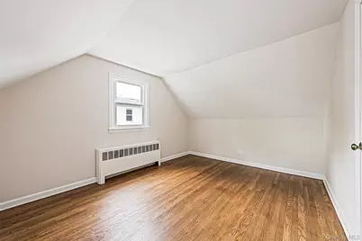 24 Russell Street, Amityville, NY 11701 - Photo 20