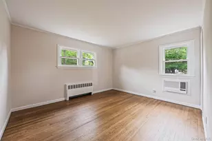 24 Russell St, Amityville, NY 11701 - Photo 12