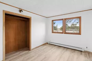 154 Shore Dr E, Amagansett, NY 11930 - Photo 10