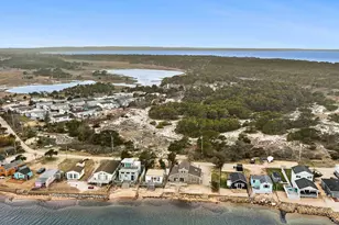 154 Shore Dr E, Amagansett, NY 11930 - Photo 4