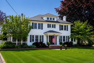 119 Hubbard Ave, Riverhead, NY 11901 - Photo 2