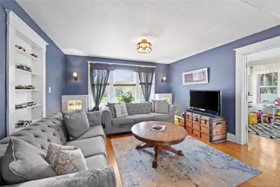 119 Hubbard Avenue, Riverhead, NY 11901 - Photo 24