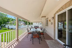 319 Rintin St, Franklin Square, NY 11010 - Photo 30