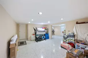 319 Rintin St, Franklin Square, NY 11010 - Photo 26