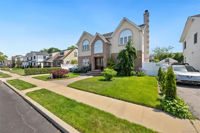 319 Rintin Street, Franklin Square, NY 11010 - Photo 4