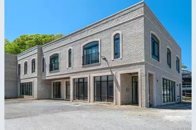 24 Lumber Road #2, Roslyn, NY 11576 - Photo 1