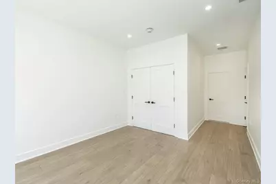 24 Lumber Road #2, Roslyn, NY 11576 - Photo 18