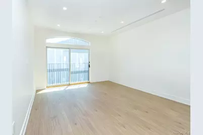 24 Lumber Road #2, Roslyn, NY 11576 - Photo 10