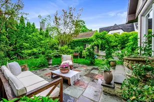 11 Demott Ave, Rockville Centre, NY 11570 - Photo 26