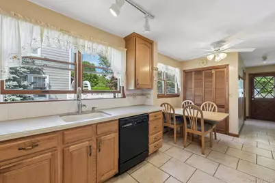 207 N Forest Avenue, Rockville Centre, NY 11570 - Photo 12