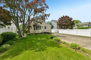 207 N Forest Ave, Rockville Centre, NY 11570 - Photo 30
