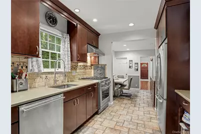 7 Huntwood Place, Mount Vernon, NY 10552 - Photo 10