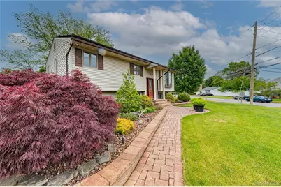 1603 Lad Avenue, Medford, NY 11763 - Photo 6