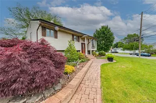 1603 Lad Ave, Medford, NY 11763 - Photo 6