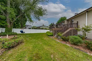1603 Lad Ave, Medford, NY 11763 - Photo 28