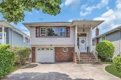 94 Union Place, Lynbrook, NY 11563 - Photo 2