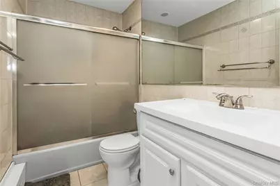 94 Union Place, Lynbrook, NY 11563 - Photo 12