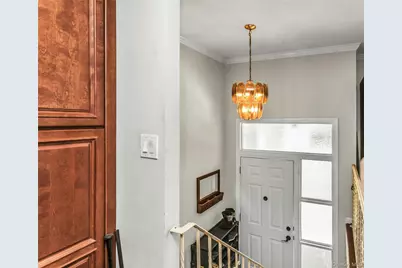 94 Union Place, Lynbrook, NY 11563 - Photo 4