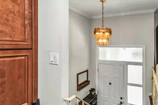 94 Union Pl, Lynbrook, NY 11563 - Photo 4