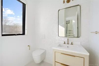 1990 Bay Boulevard, Atlantic Beach, NY 11509 - Photo 6