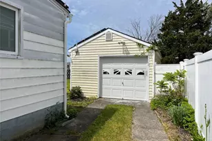 84 Boylan Ln, Blue Point, NY 11715 - Photo 10