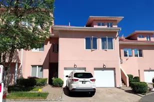 57 Harbour Ct, New York, NY 10308 - Photo 2