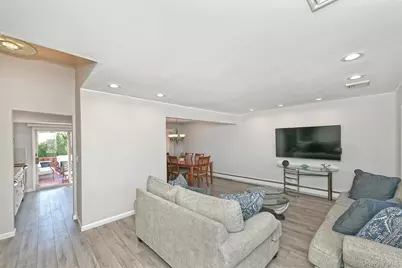 36 Lane Avenue, Plainview, NY 11803 - Photo 6
