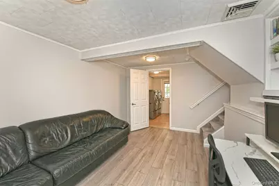 36 Lane Avenue, Plainview, NY 11803 - Photo 26
