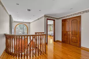 180-42 Aberdeen Rd, Jamaica, NY 11432 - Photo 12