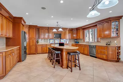 18042 Aberdeen Road, Jamaica, NY 11432 - Photo 8