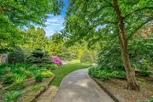 280 Deforest Rd N, Dix Hills, NY 11746 - Photo 14