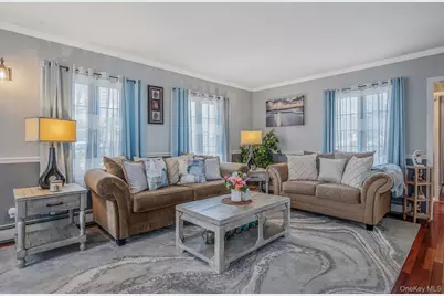 2 Sutton Place, Massapequa, NY 11758 - Photo 14