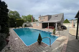 317 Herbert Pl, Bethpage, NY 11714 - Photo 4