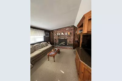 317 Herbert Place, Bethpage, NY 11714 - Photo 12