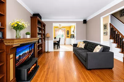 2571 Seymour Avenue, Bronx, NY 10469 - Photo 2