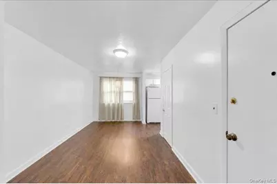 2571 Seymour Avenue, Bronx, NY 10469 - Photo 10