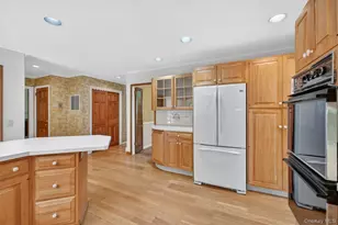 3 Lalli Dr, Katonah, NY 10536 - Photo 10