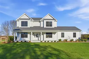 26 Tuthills Ln, Jamesport, NY 11947 - Photo 2
